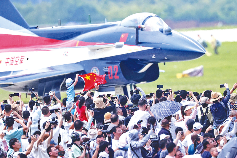 逼啊啊长春航空展迎来首个公众日